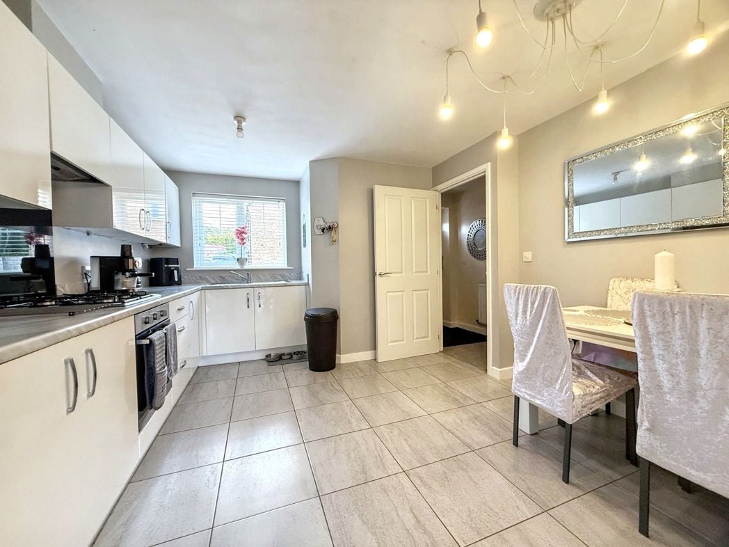 Property image 8 of 29