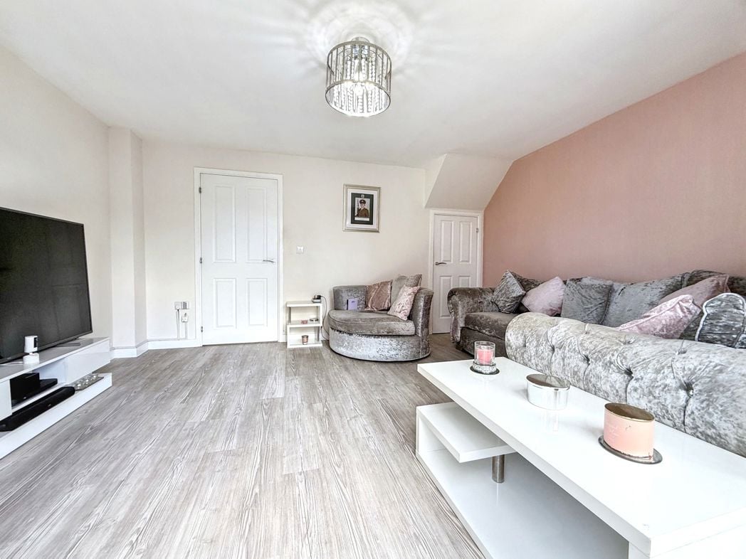 Property image 4 of 29