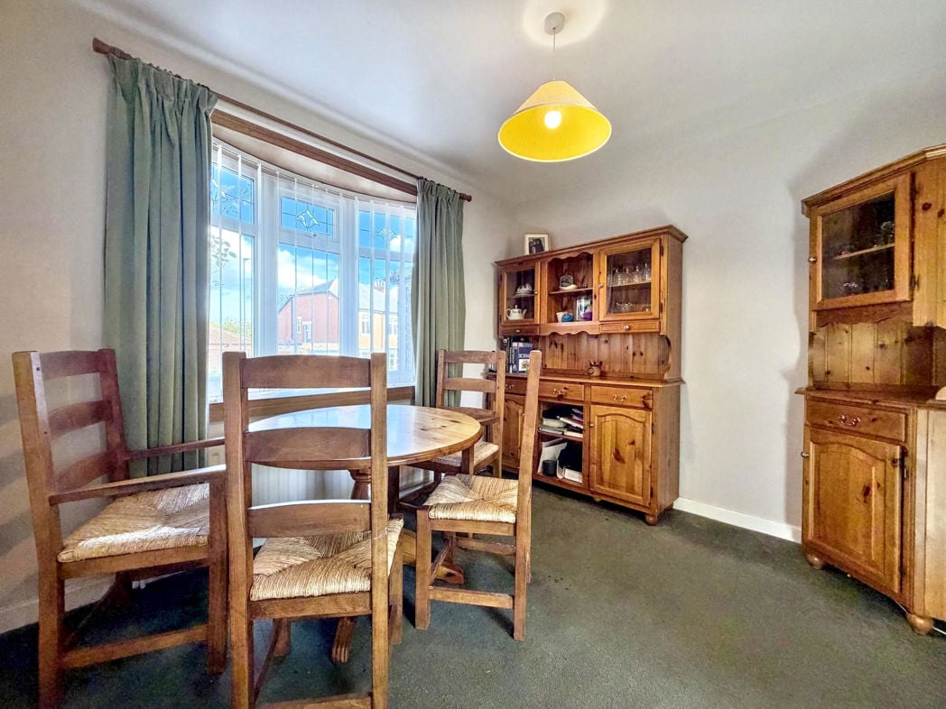 Property image 6 of 17
