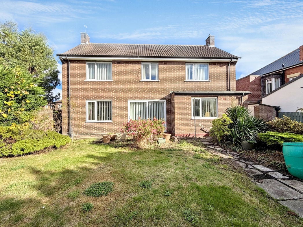 Property image 16 of 17