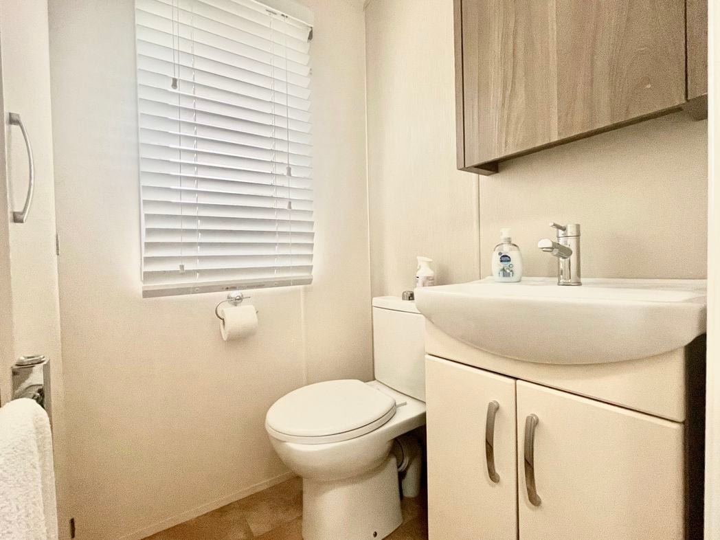 Property image 2 of 14