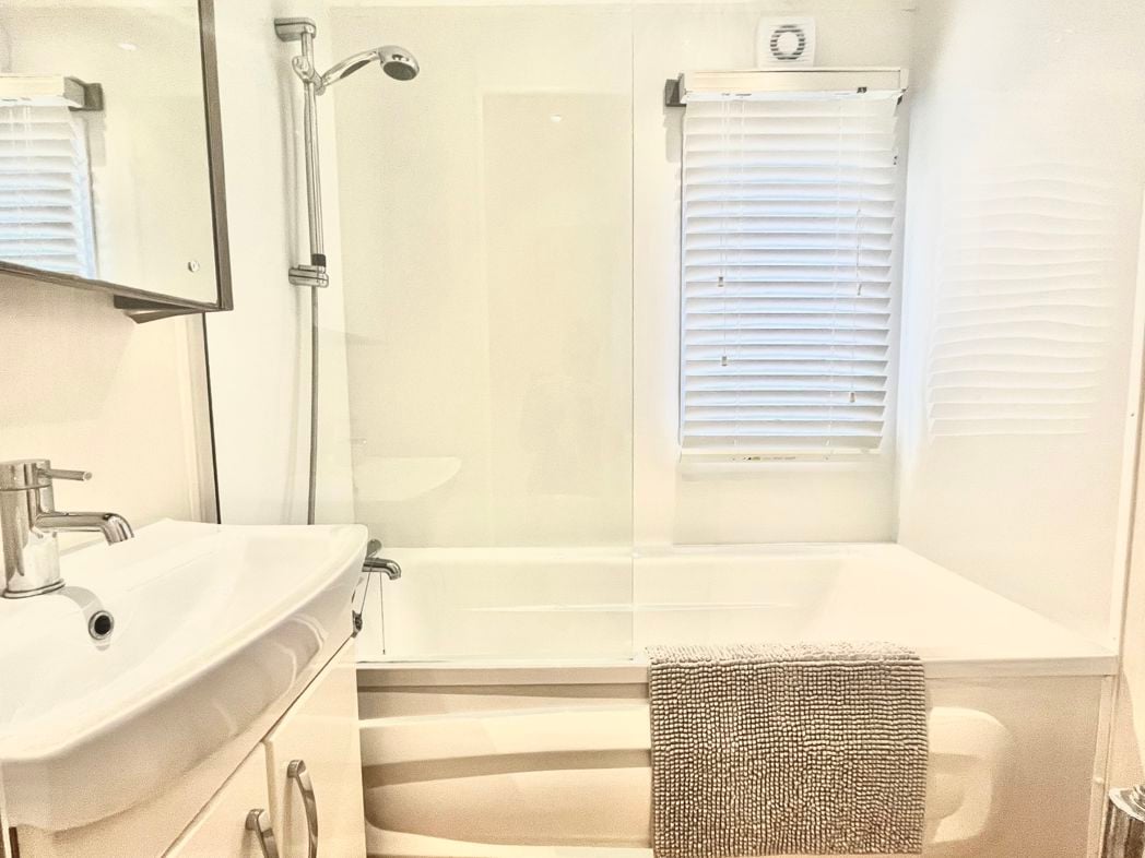 Property image 5 of 14