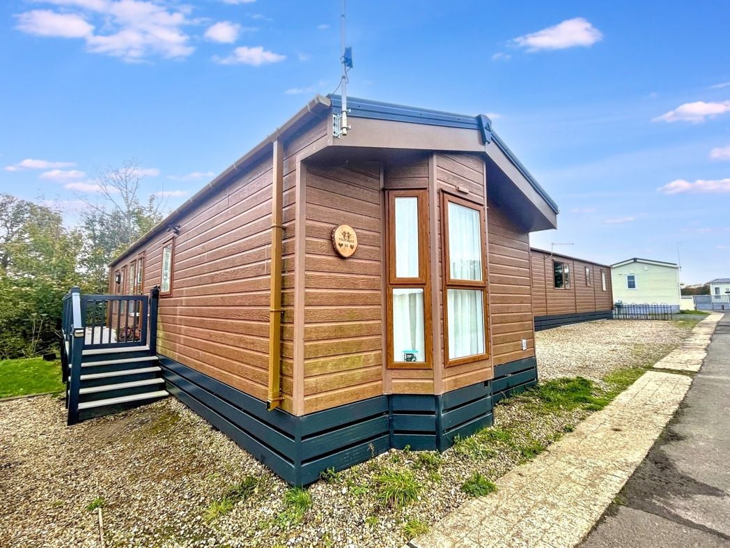 Property image 1 of 14