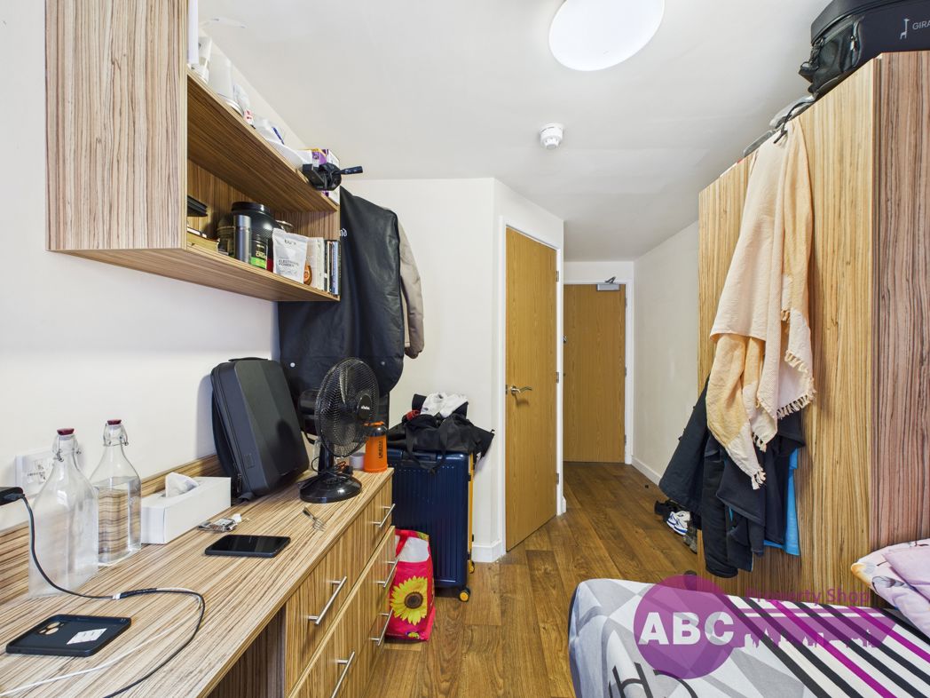 Property image 11 of 11
