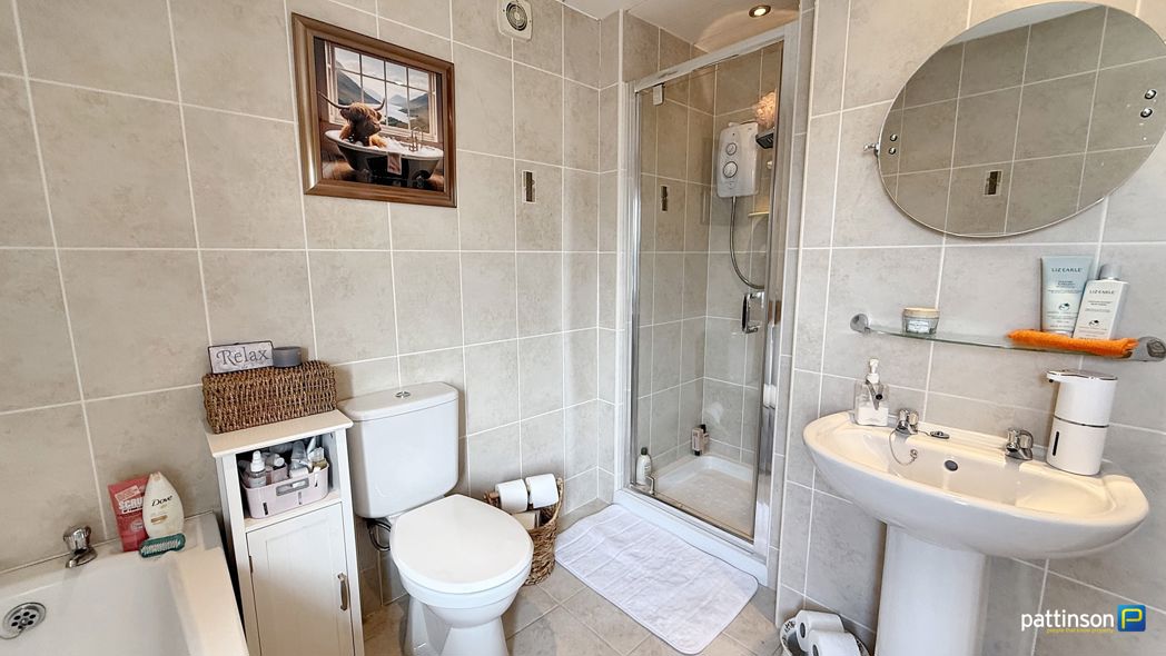 Property image 33 of 43