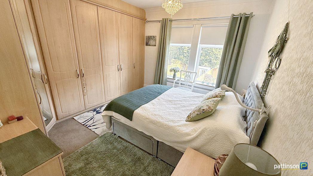 Property image 25 of 43