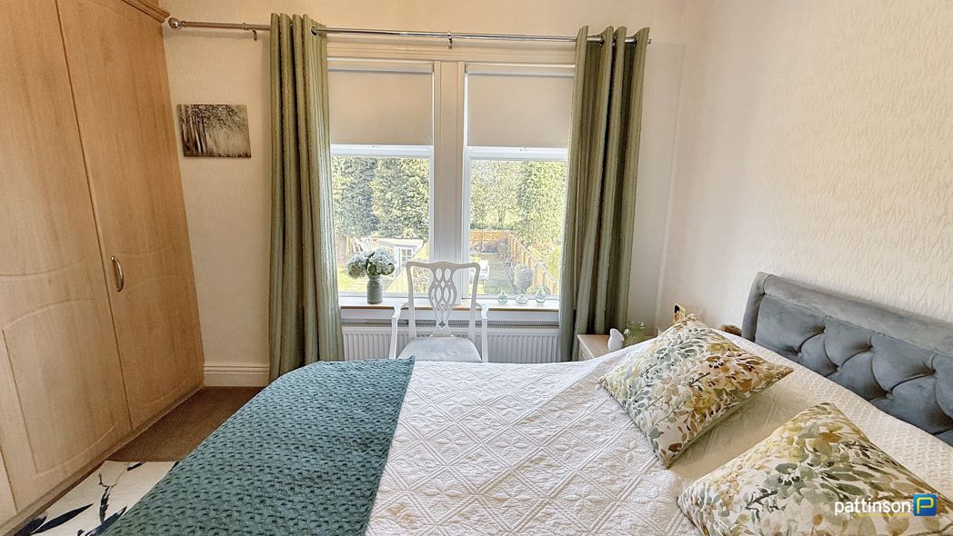 Property image 27 of 43