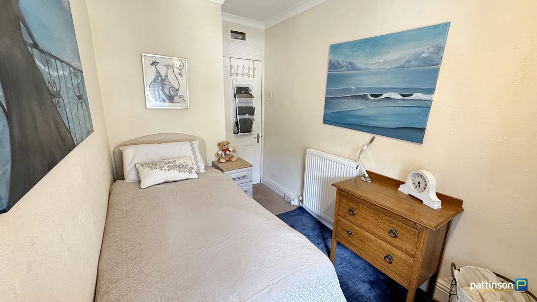 Property image 32 of 43