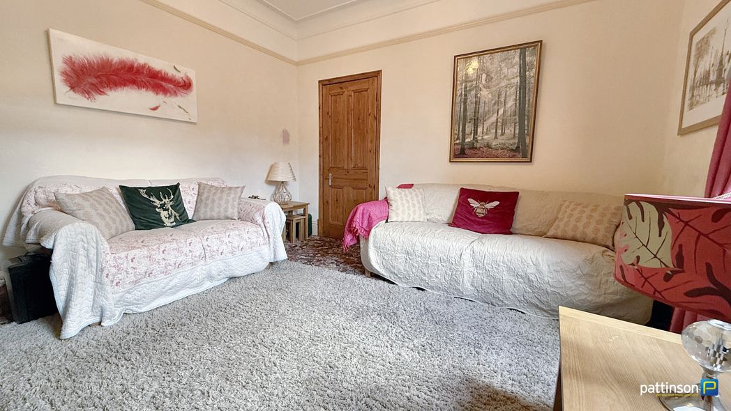 Property image 11 of 43