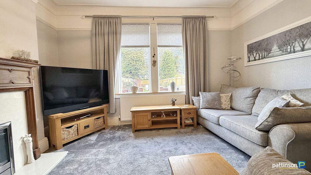 Property image 8 of 43