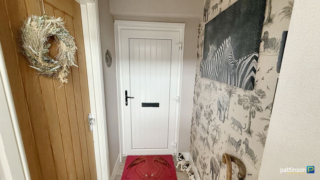 Property image 21 of 43