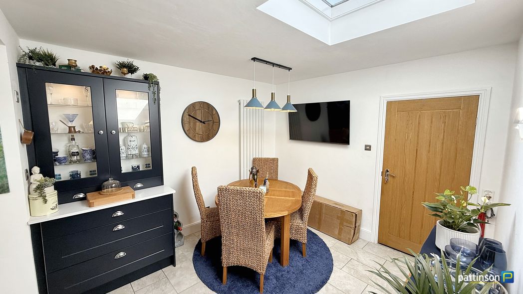 Property image 14 of 43