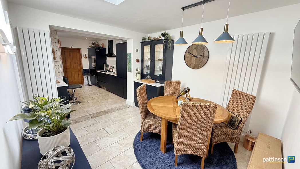 Property image 3 of 43