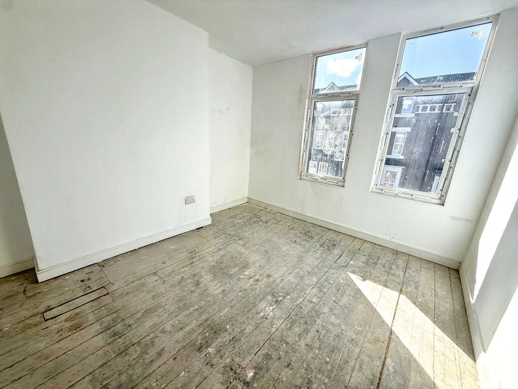 Property image 14 of 23