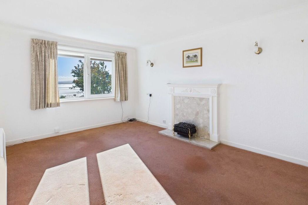 18 Strand Court, Grange-Over-Sands, Cumbria, LA11 7HH