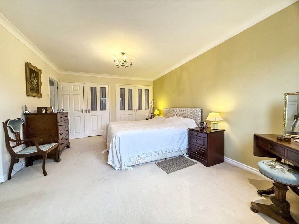 Property image 20 of 37
