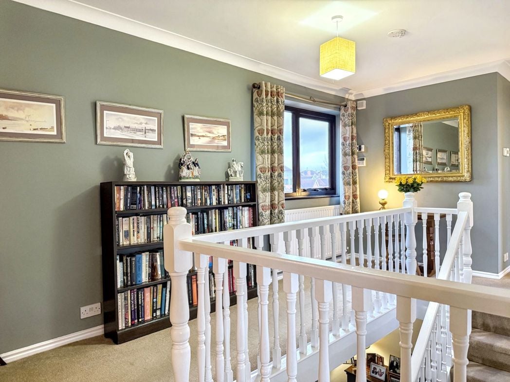 Property image 32 of 37