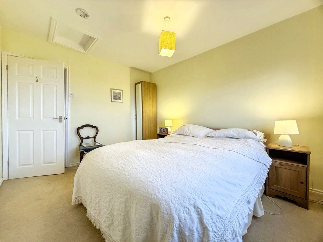 Property image 29 of 37