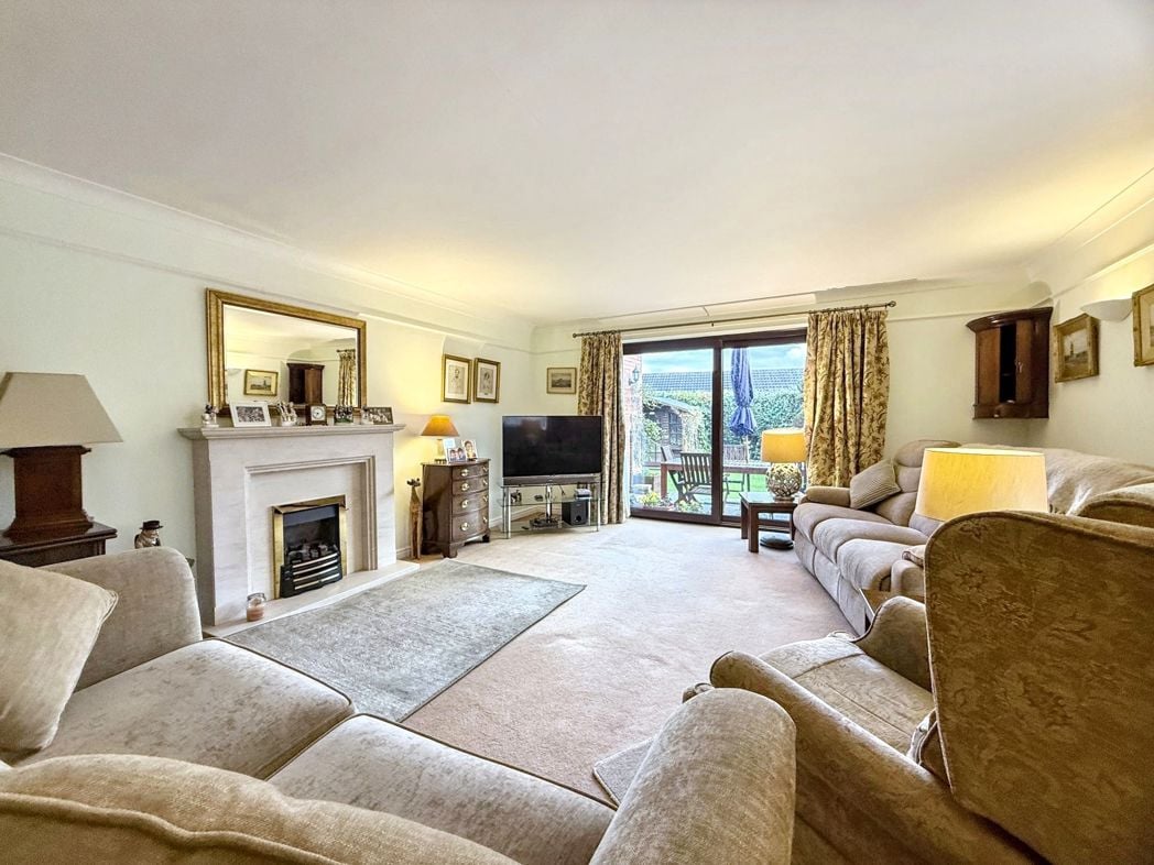 Property image 6 of 37