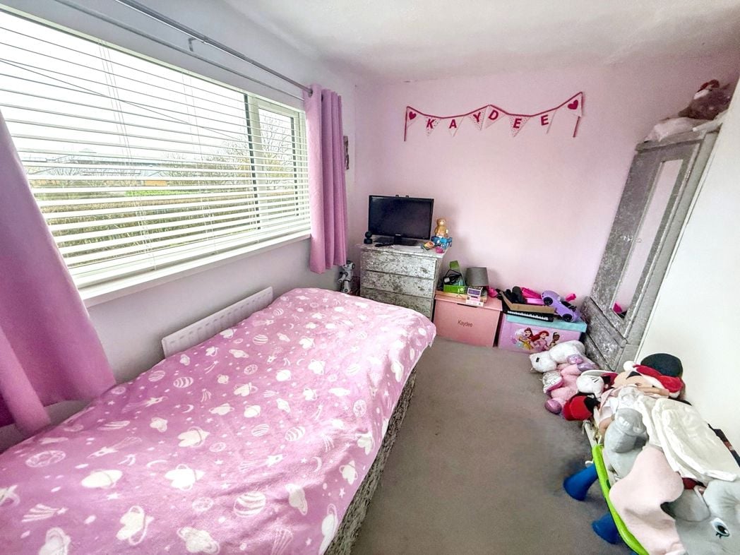 Property image 7 of 9