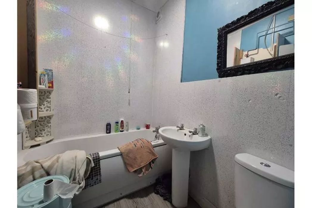 Property image 3 of 6