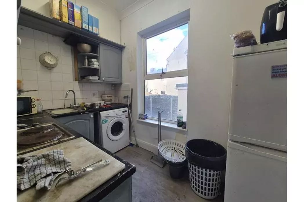 Property image 4 of 6