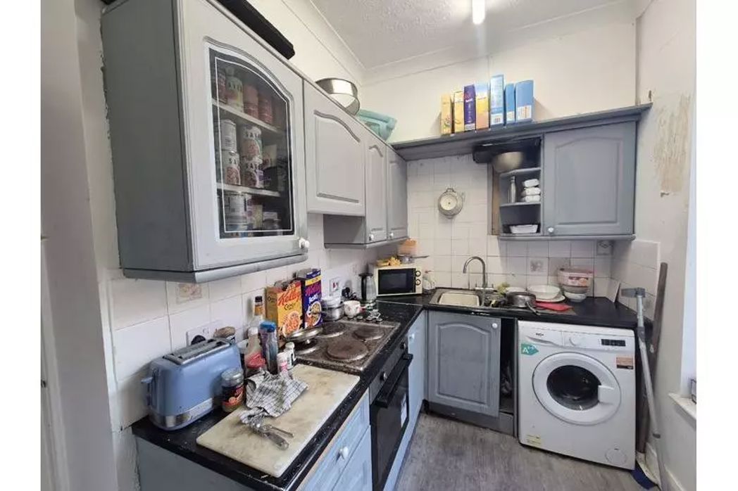Property image 5 of 6
