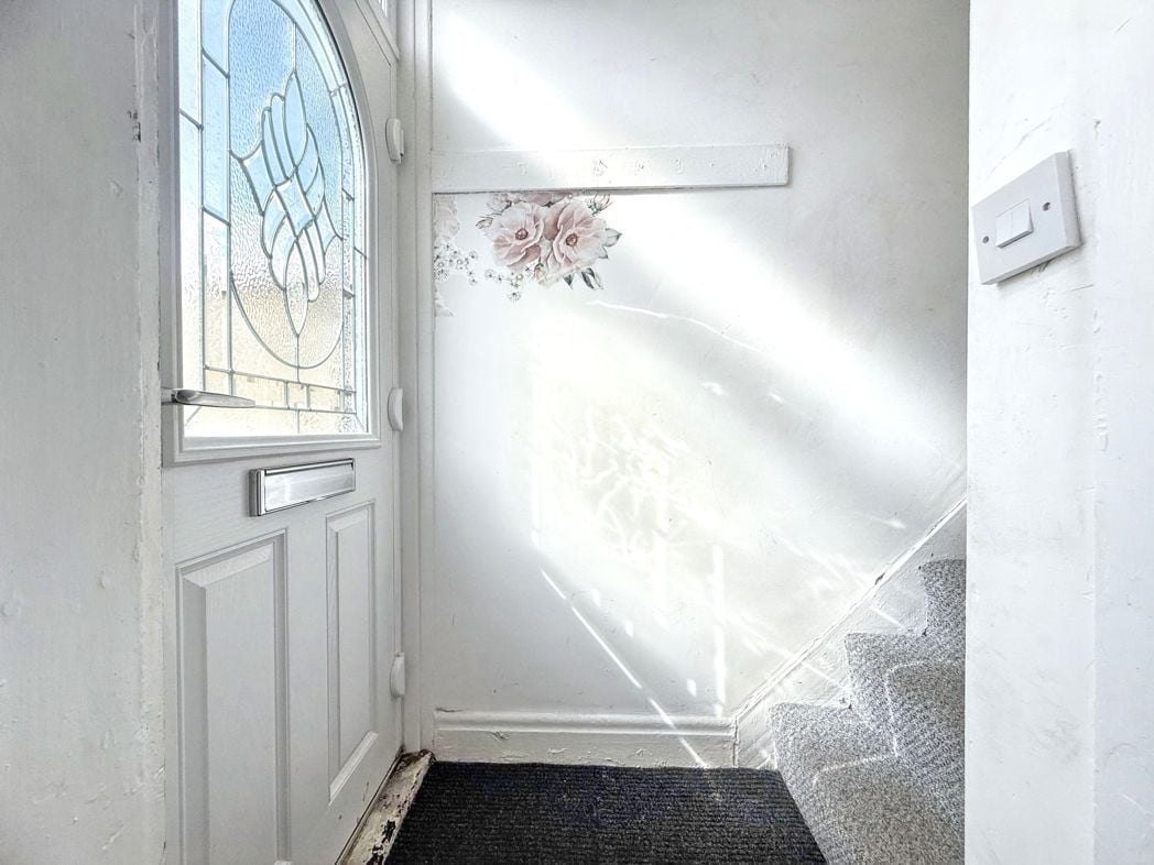 Property image 2 of 12