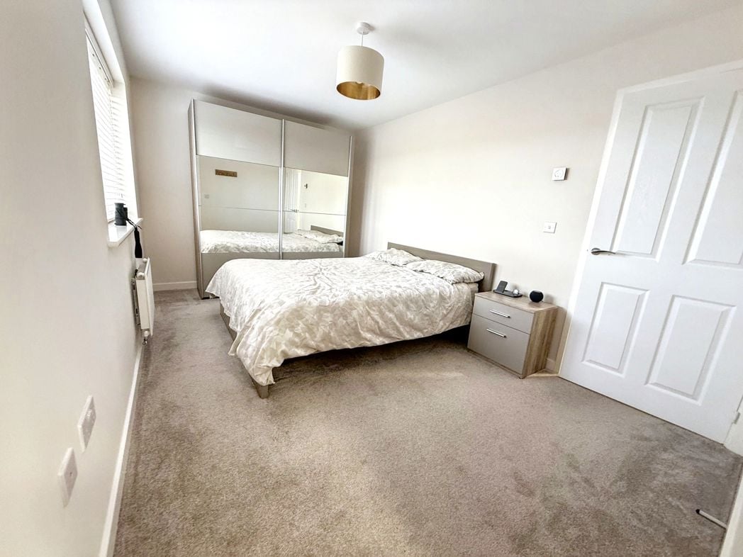 Property image 16 of 25