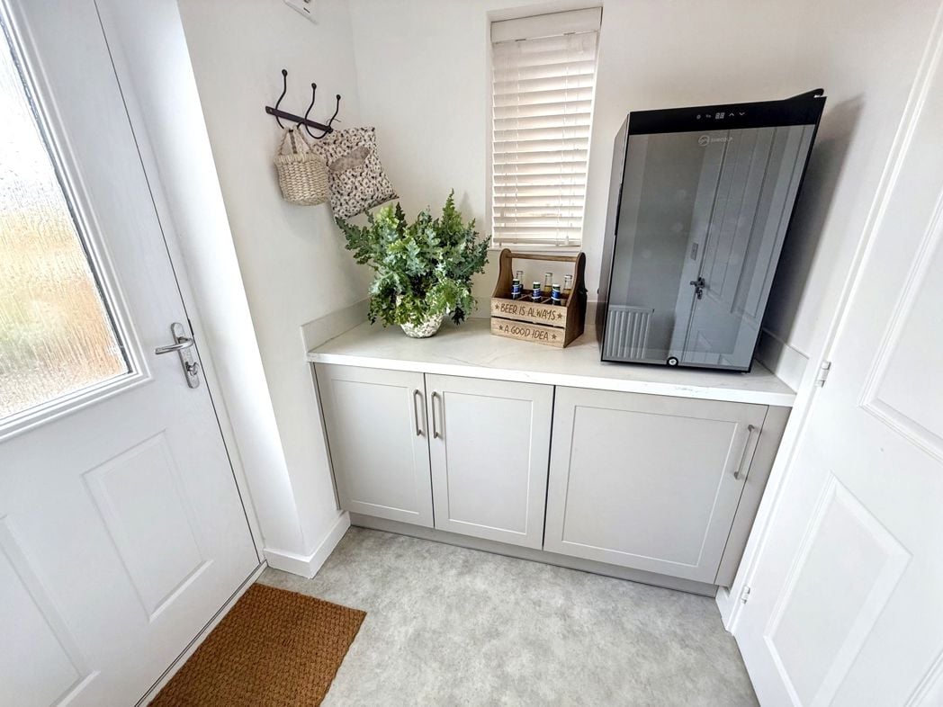 Property image 8 of 25