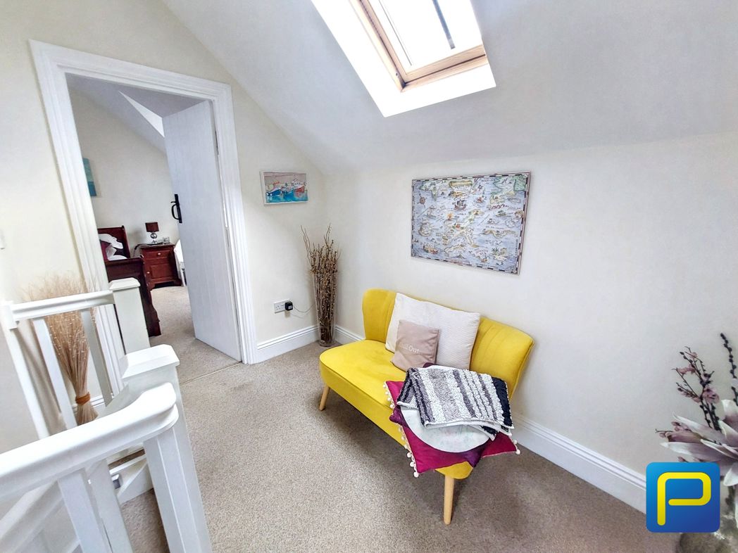 Property image 15 of 27