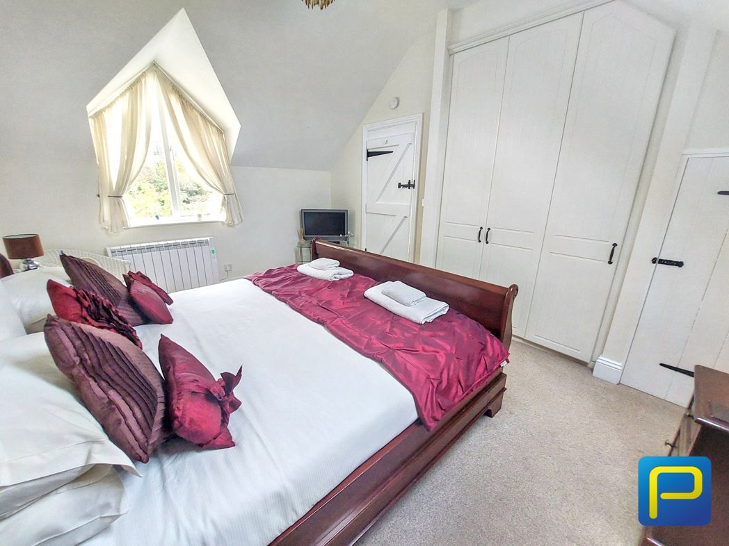Property image 18 of 27