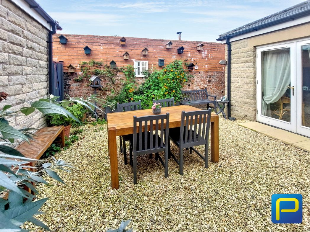 Property image 3 of 27
