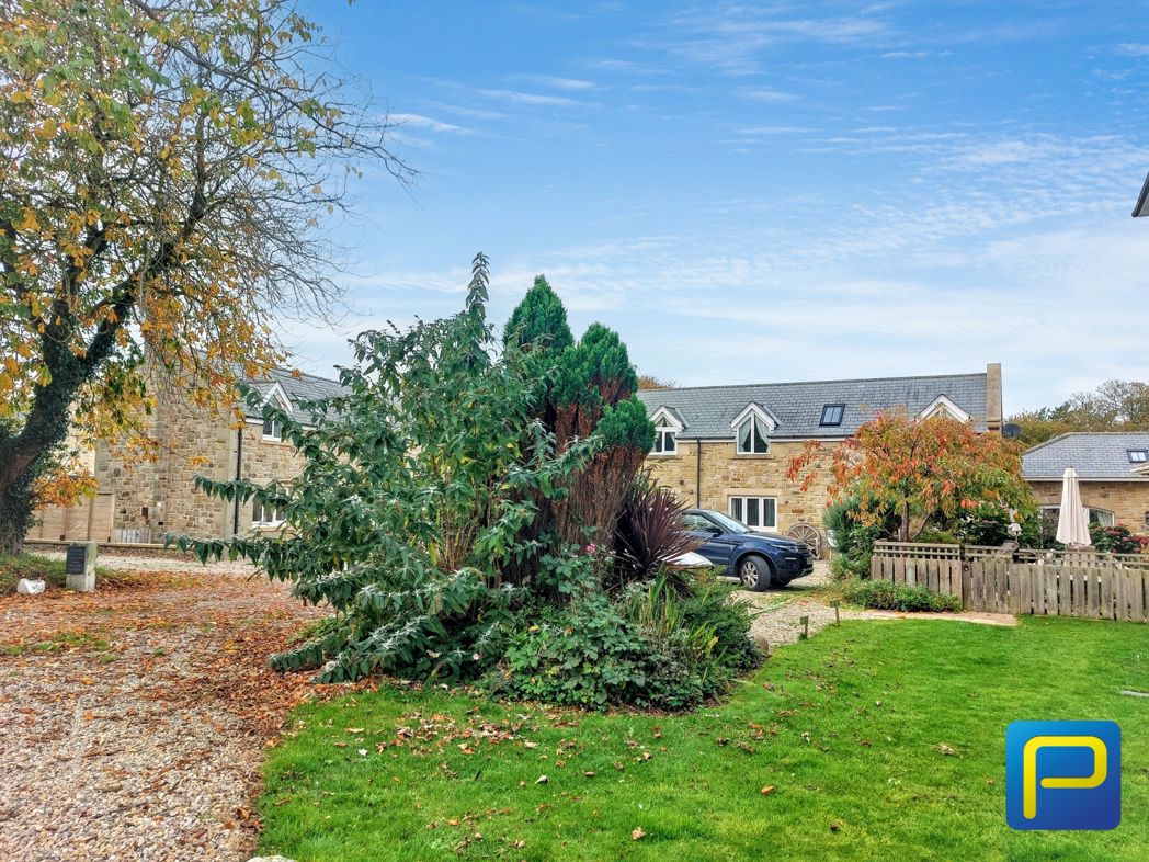 Property image 25 of 27