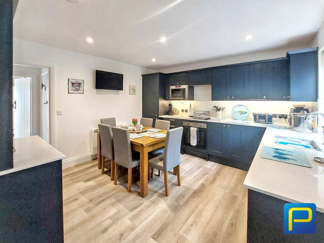 Property image 6 of 27