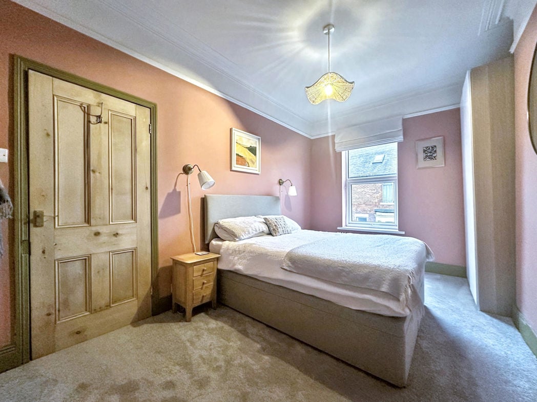 Property image 4 of 17