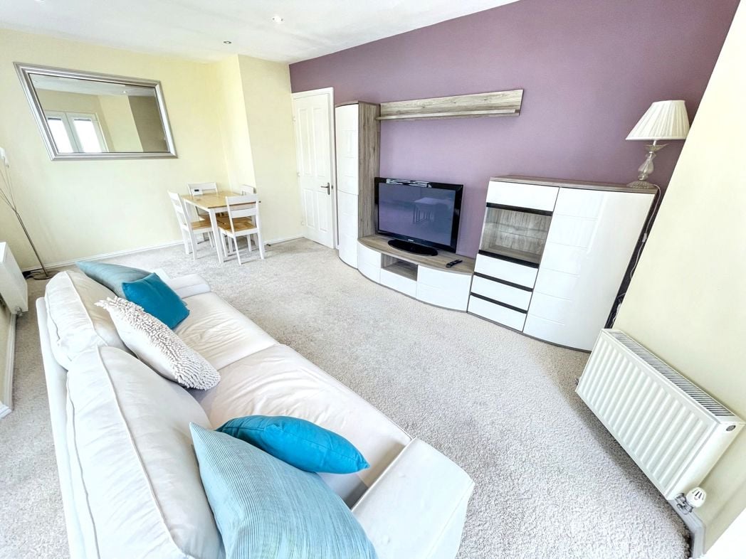 Property image 4 of 9