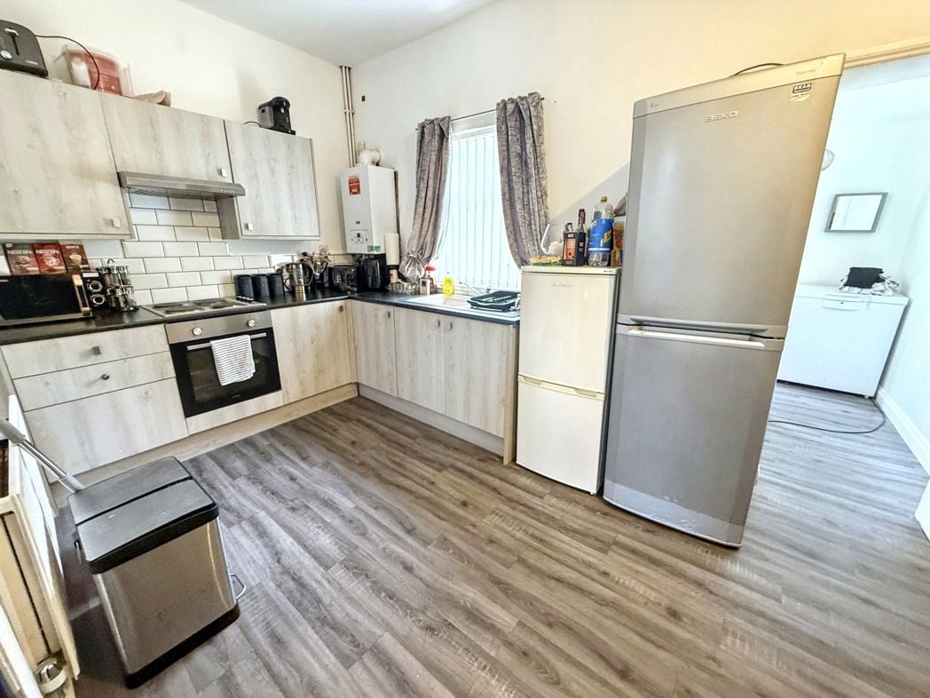 Property image 3 of 9