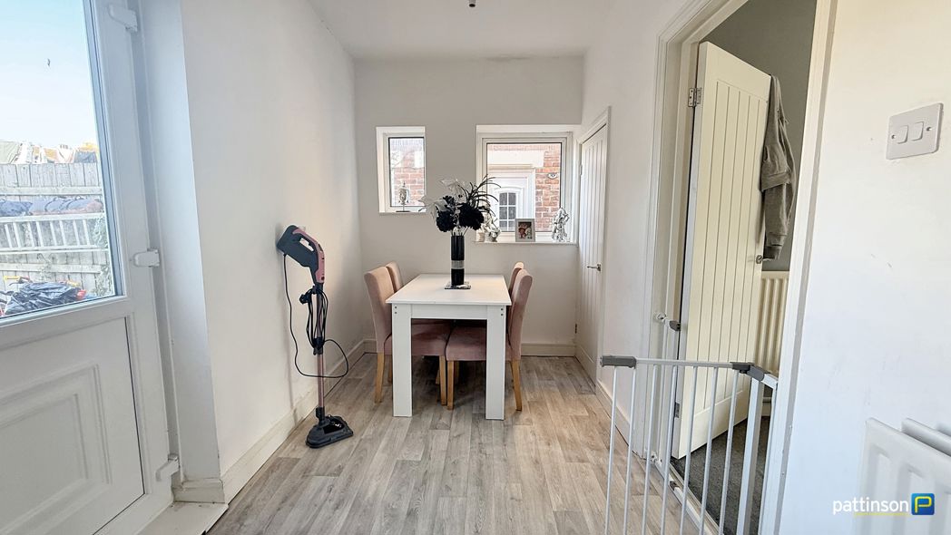 Property image 6 of 13