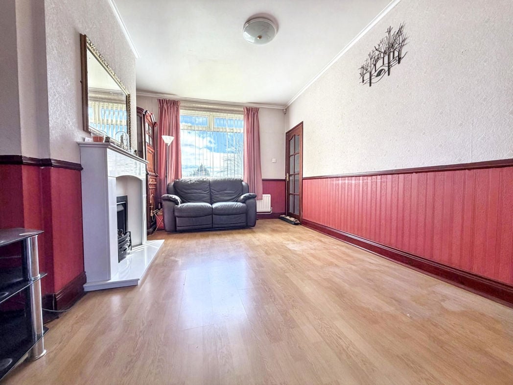 Property image 5 of 17
