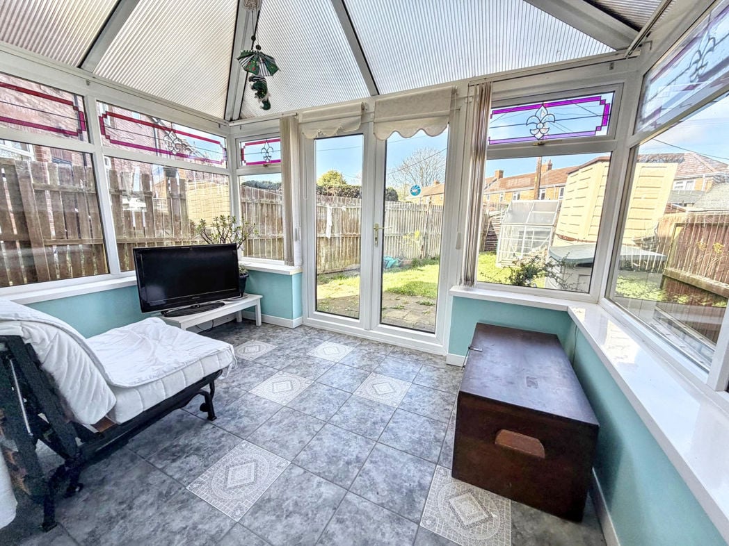 Property image 7 of 17