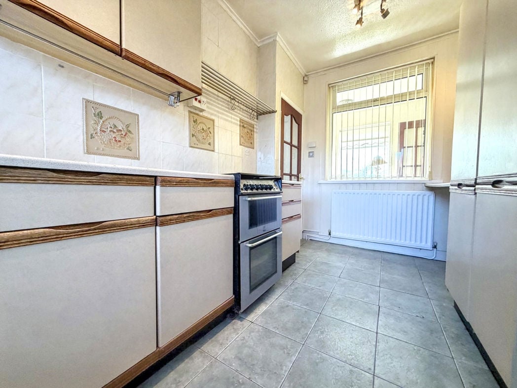 Property image 9 of 17