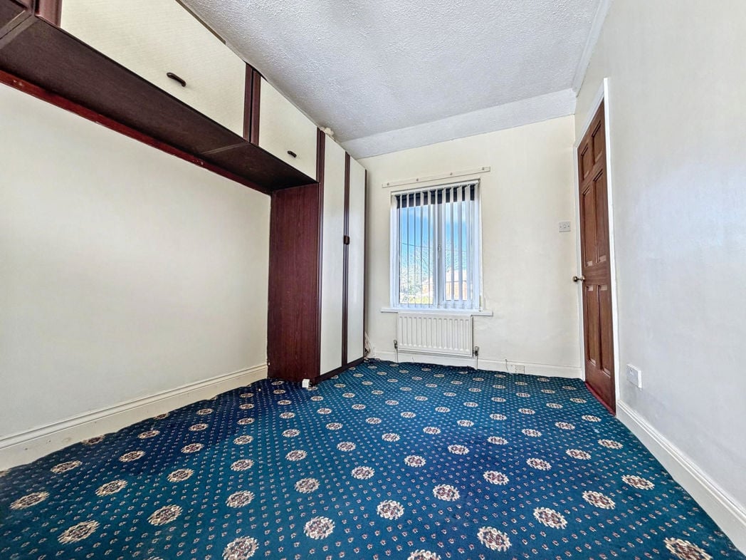 Property image 10 of 17