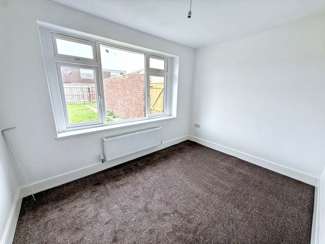 Property image 8 of 11