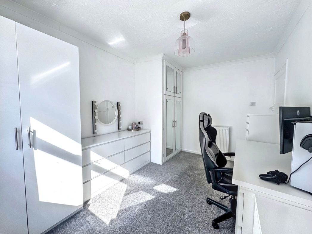 Property image 17 of 25