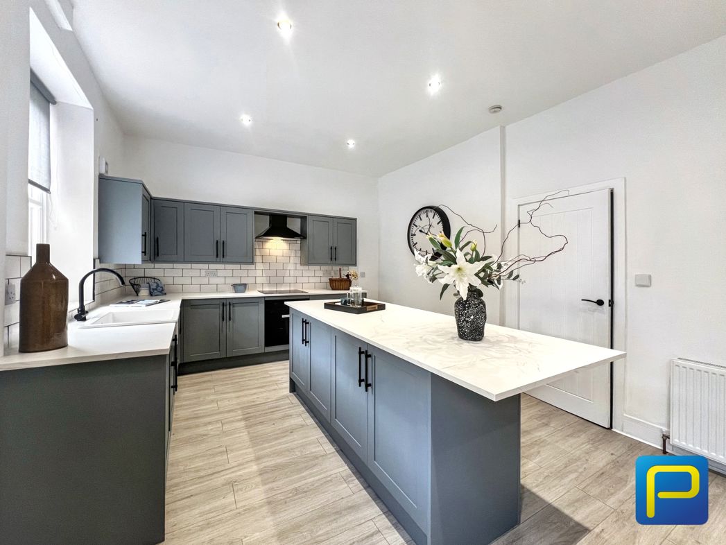 Property image 7 of 23