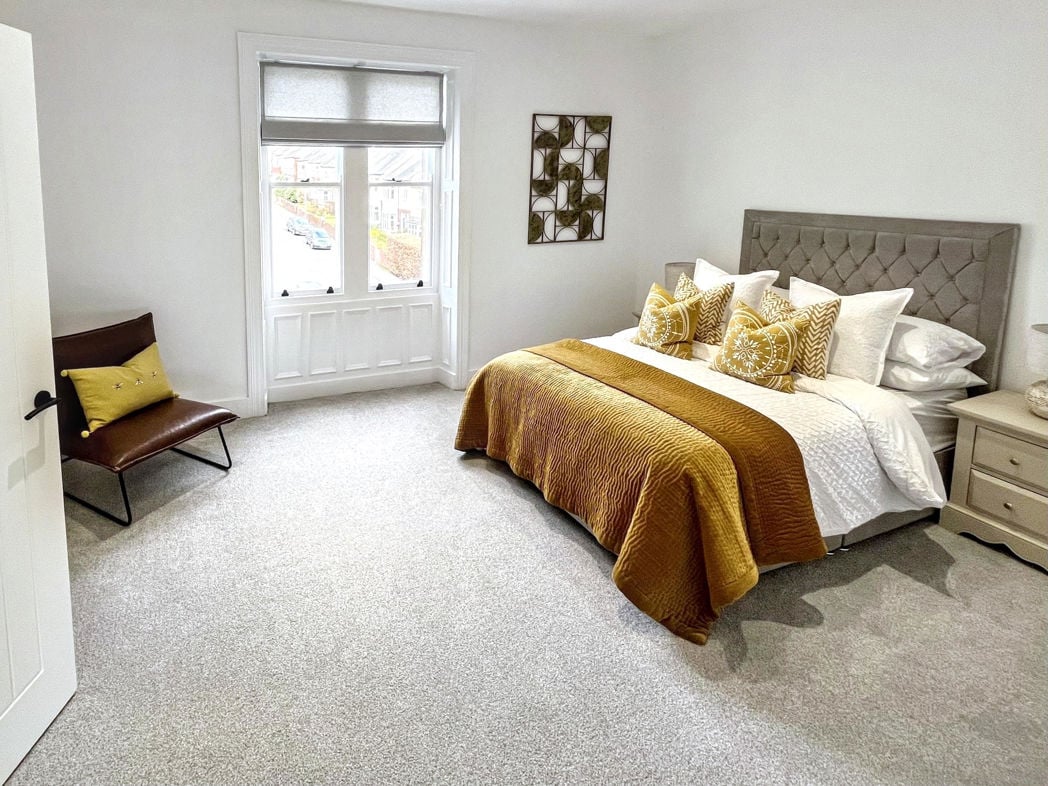 Property image 12 of 23