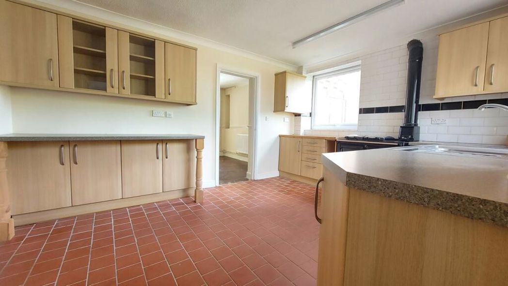 Property image 27 of 60