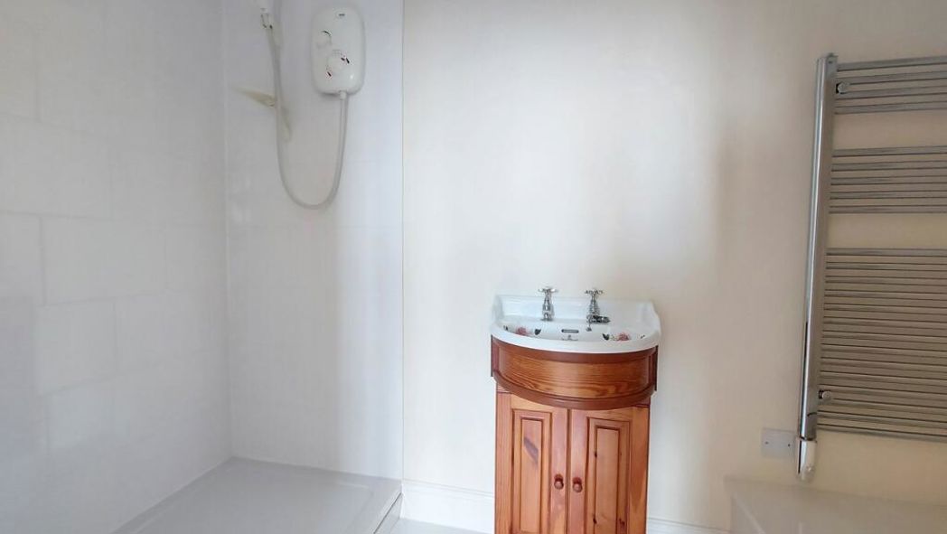 Property image 22 of 60