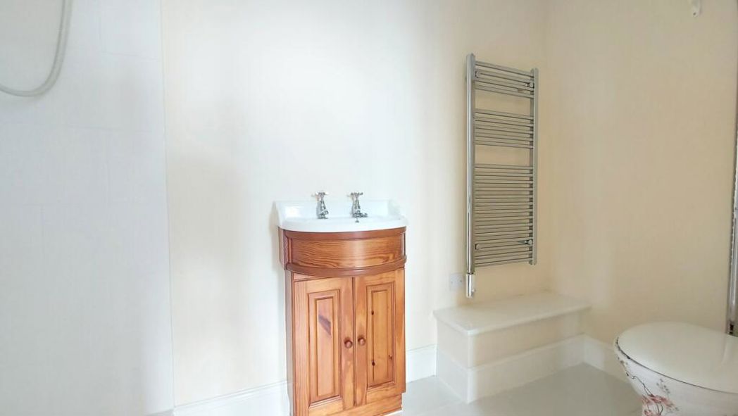 Property image 29 of 60